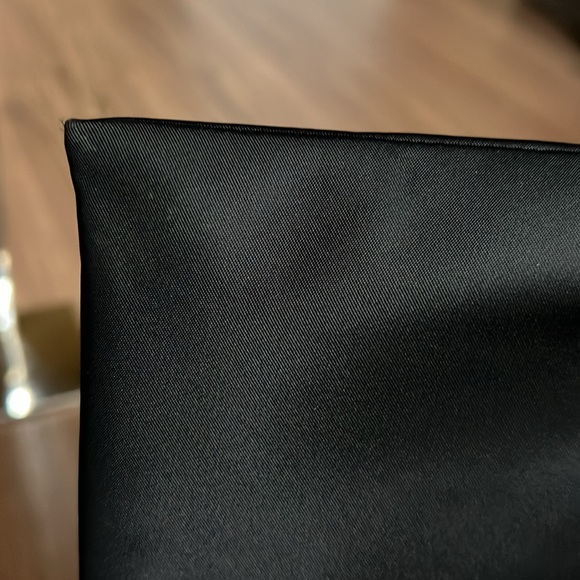 A 167 - 💯% authentic Prada tote bag - Picture 13 of 16